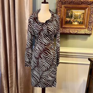 EUC Elizabeth McKay Silk Ruffle Neck L/S Brown White Zebra Wrap Dress Size 2
